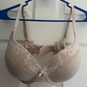 Victoria’s Secret, Body by Victoria, push up bra, 32D, cream or light beige